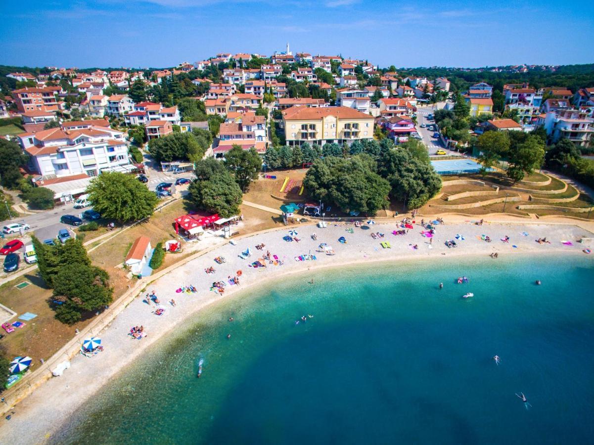 Holiday Apartments Ruzica, ペシュチャーナ・ウヴァラ エクステリア 写真