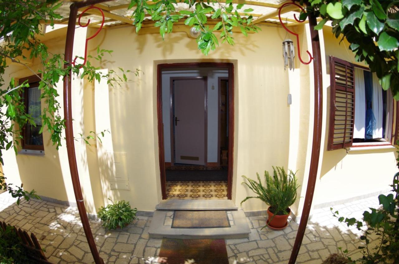 Holiday Apartments Ruzica, ペシュチャーナ・ウヴァラ エクステリア 写真