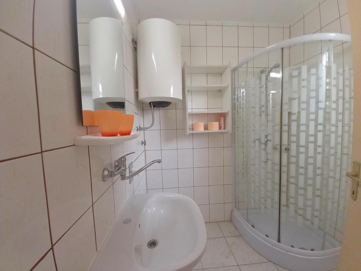 Holiday Apartments Ruzica, ペシュチャーナ・ウヴァラ エクステリア 写真