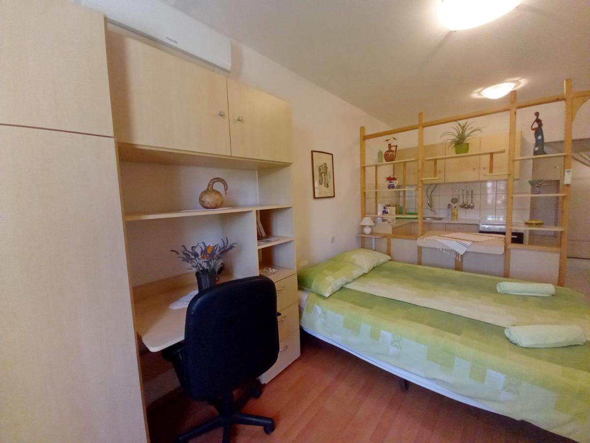 Holiday Apartments Ruzica, ペシュチャーナ・ウヴァラ エクステリア 写真