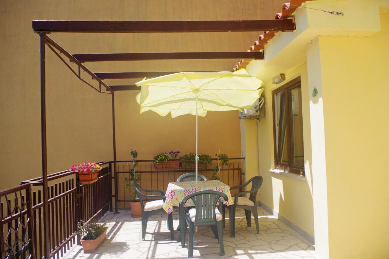 Holiday Apartments Ruzica, ペシュチャーナ・ウヴァラ エクステリア 写真